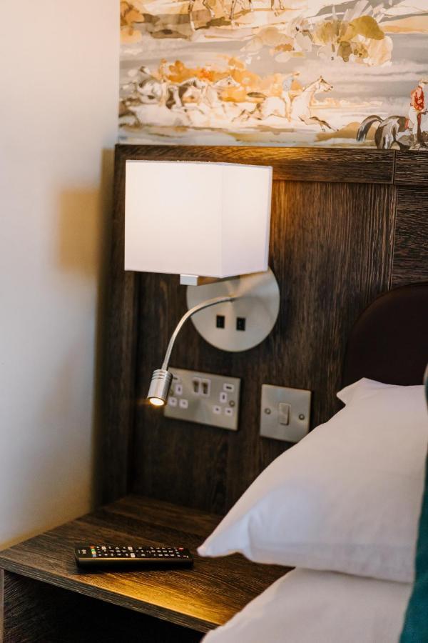 The Bull Hotel ستوني ستراتفورد المظهر الخارجي الصورة