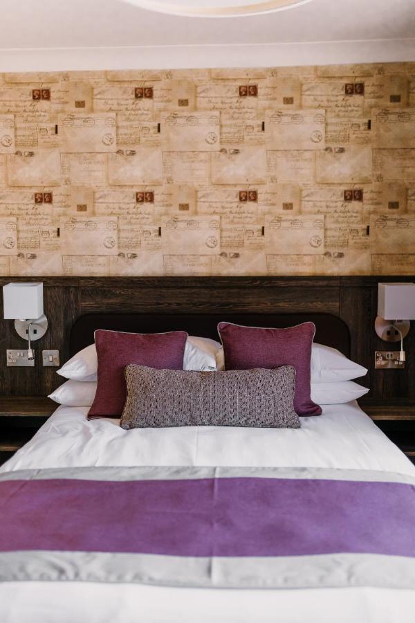 The Bull Hotel ستوني ستراتفورد المظهر الخارجي الصورة